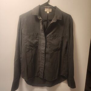 Cloth & Stone Dark Gray Button Down Shirt